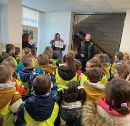 Návšteva policajnej stanice