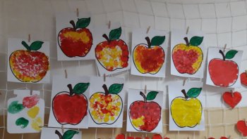  Medzinárodný deň jablka