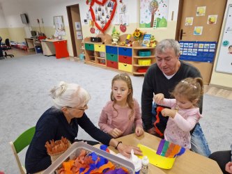 Starí rodičia opäť u nás v škôlke