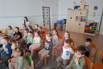 Opäť k nám zavítalo divadielko